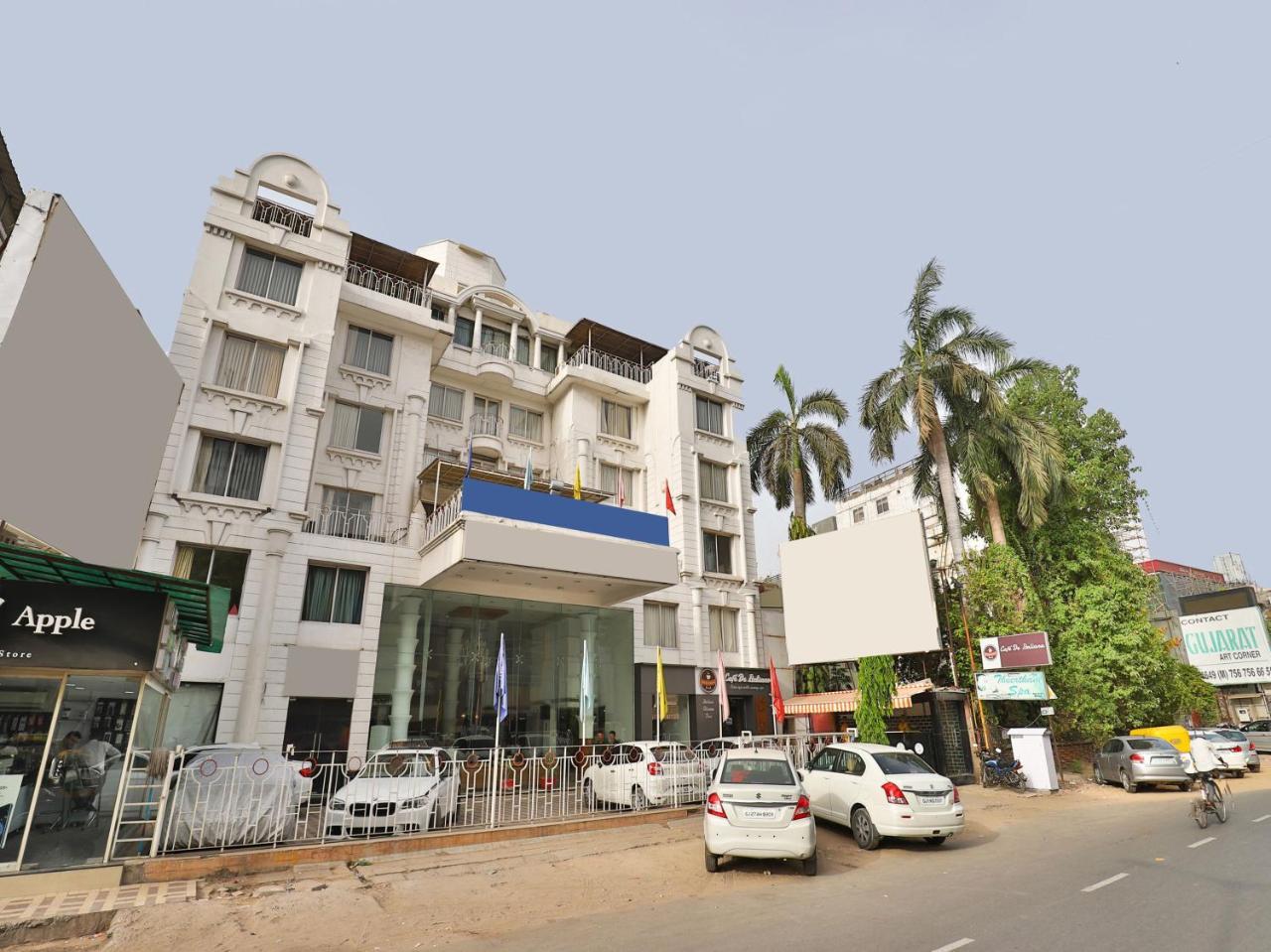 Oyo 1123 Hotel Rock Regency Αχμπανταμπάντ Εξωτερικό φωτογραφία