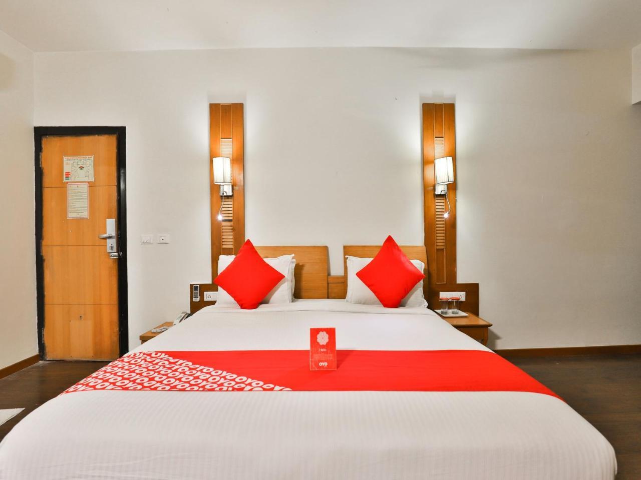 Oyo 1123 Hotel Rock Regency Αχμπανταμπάντ Εξωτερικό φωτογραφία