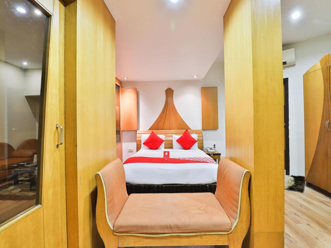 Oyo 1123 Hotel Rock Regency Αχμπανταμπάντ Εξωτερικό φωτογραφία