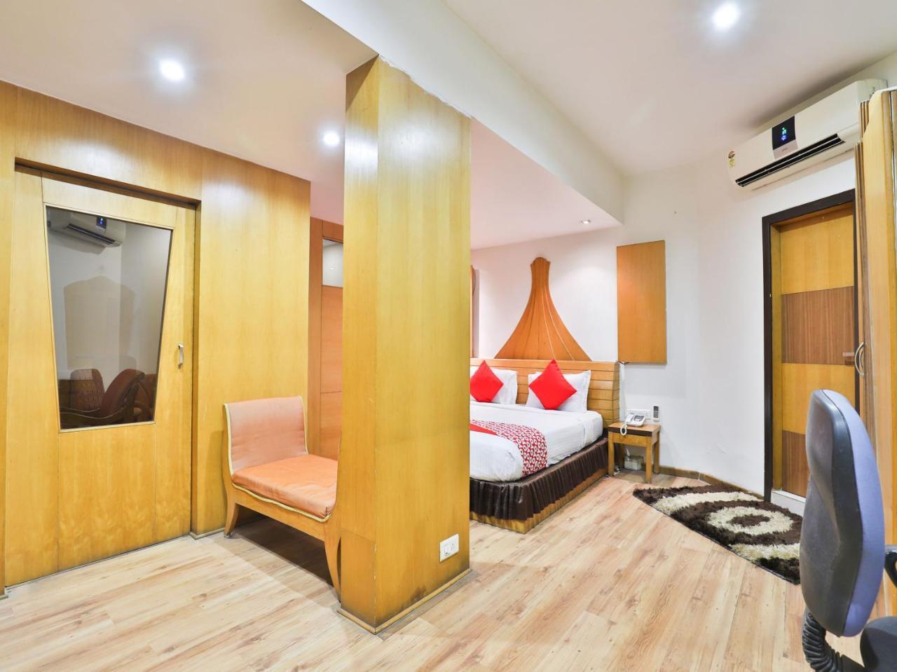 Oyo 1123 Hotel Rock Regency Αχμπανταμπάντ Εξωτερικό φωτογραφία