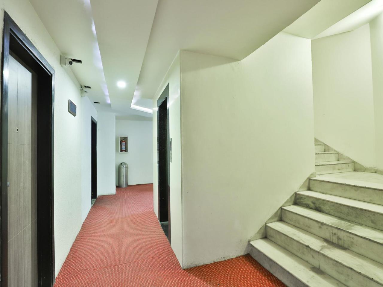 Oyo 1123 Hotel Rock Regency Αχμπανταμπάντ Εξωτερικό φωτογραφία